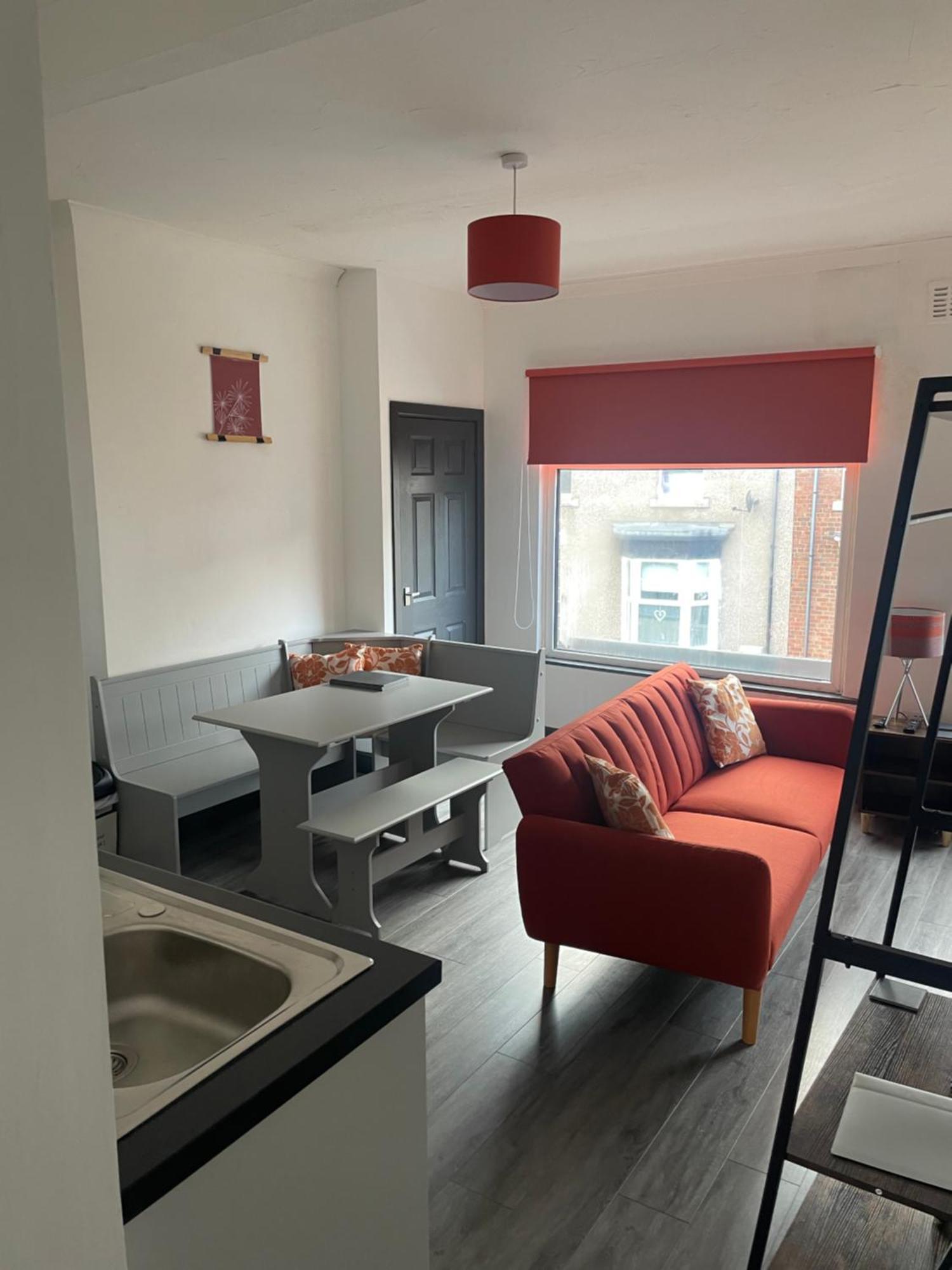 Quirky And Cosy Self Contained Flat, Ferryhill Near Durham Appartement Buitenkant foto